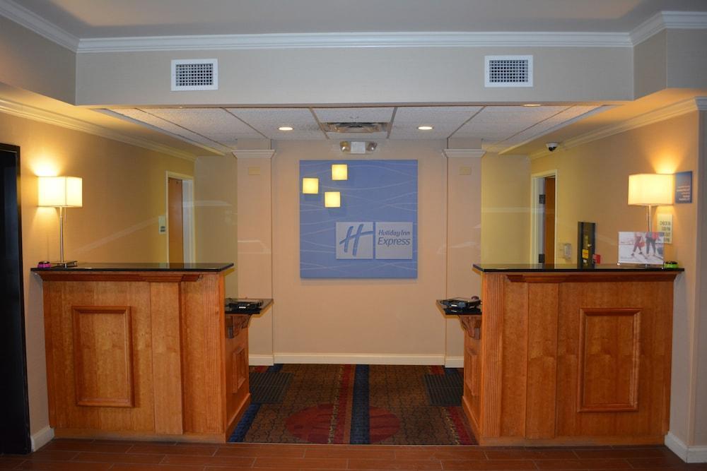 Holiday Inn Express Hotel & Suites Lancaster Exterior foto