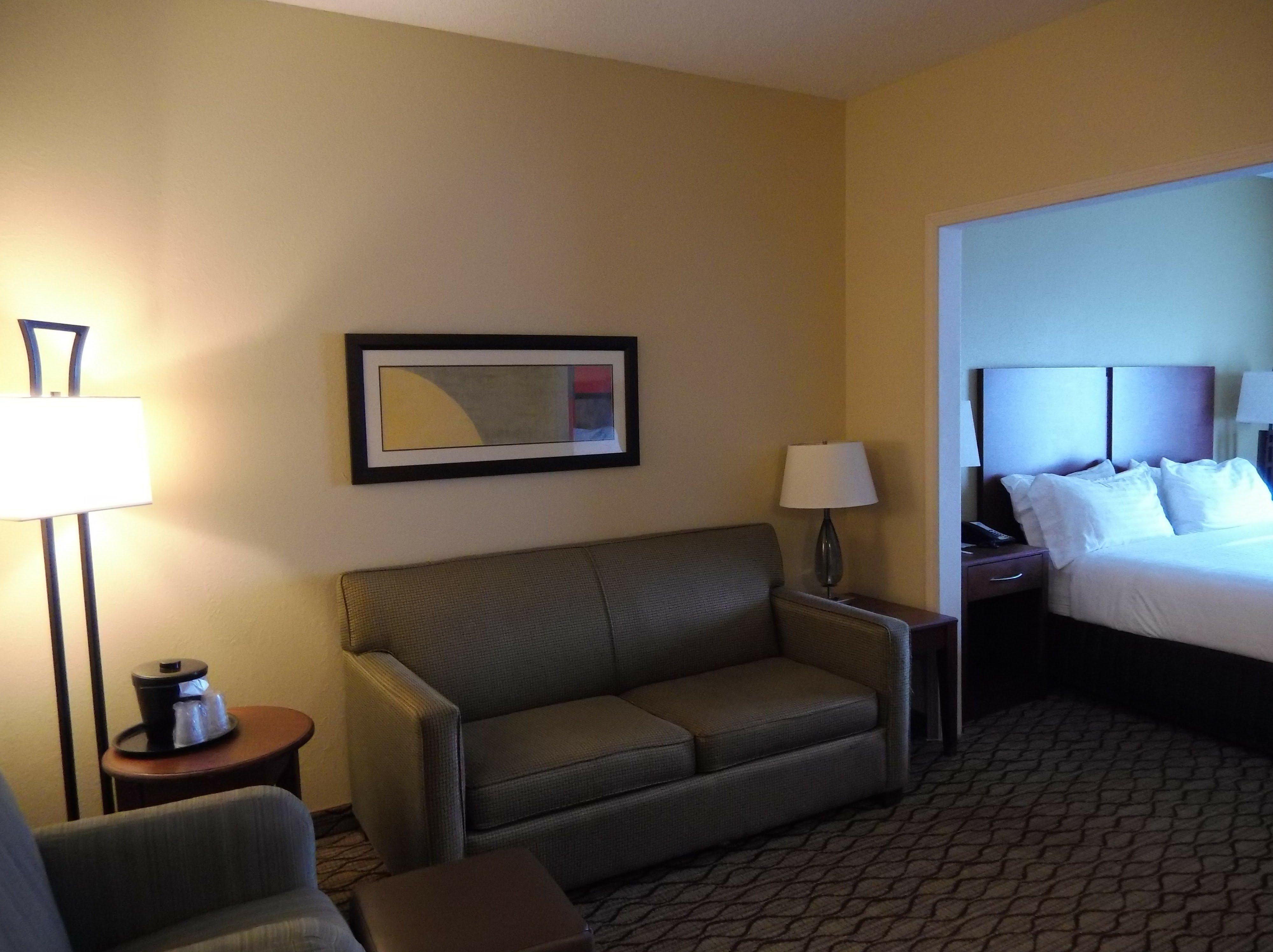 Holiday Inn Express Hotel & Suites Lancaster Exterior foto